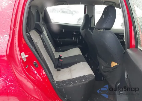 2013 Toyota Yaris Le z USA, uszkodzony, nr VIN JTDKTUD33DD549671